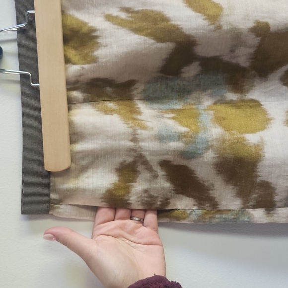 Ann Taylor LOFT skirt - Picture 4 of 12